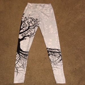 Women’s leggings, size small, NWOT